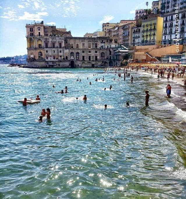 Mergellina Resort Napoli Esterno foto