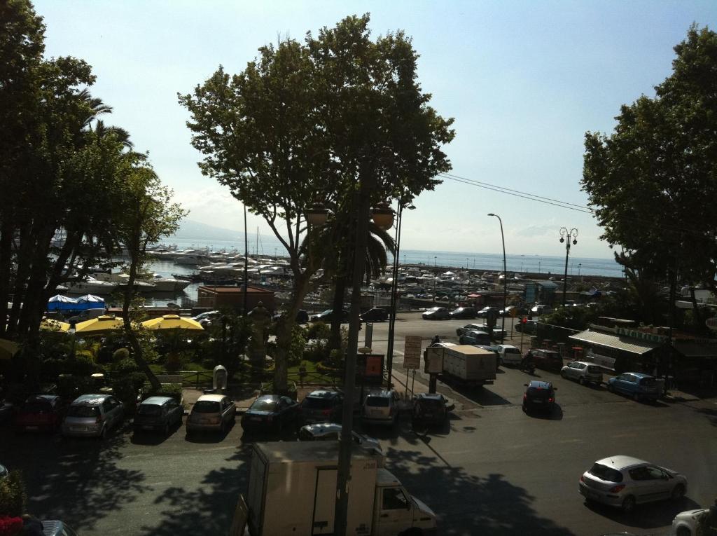 Mergellina Resort Napoli Esterno foto