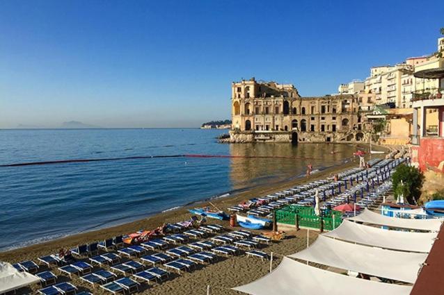 Mergellina Resort Napoli Esterno foto